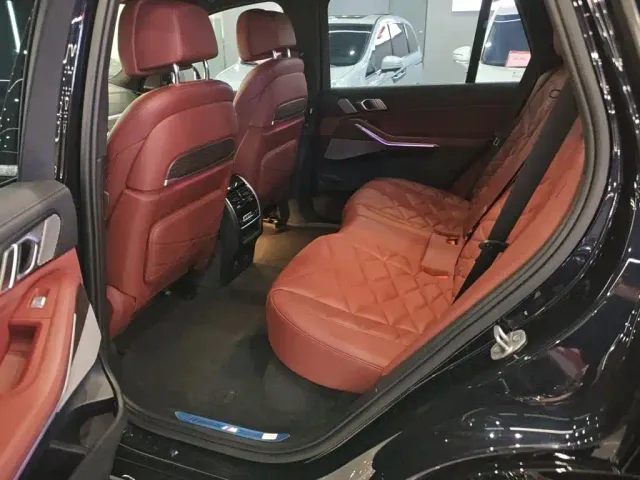 BMW X5 — Фото автомобиля 12