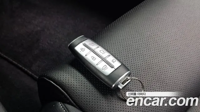 Genesis G70 — Фото автомобиля 26
