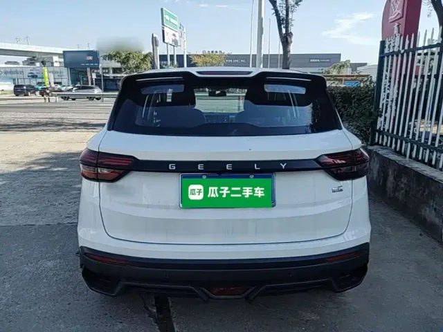 Geely Binyue — Фото автомобиля 5