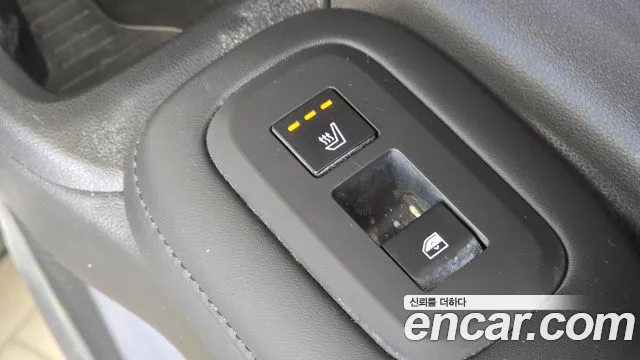 Hyundai Santa Fe MX5 — Фото автомобиля 21