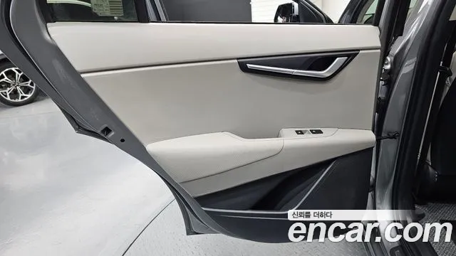 Kia Niro All Niro EV Earth — Фото автомобиля 25