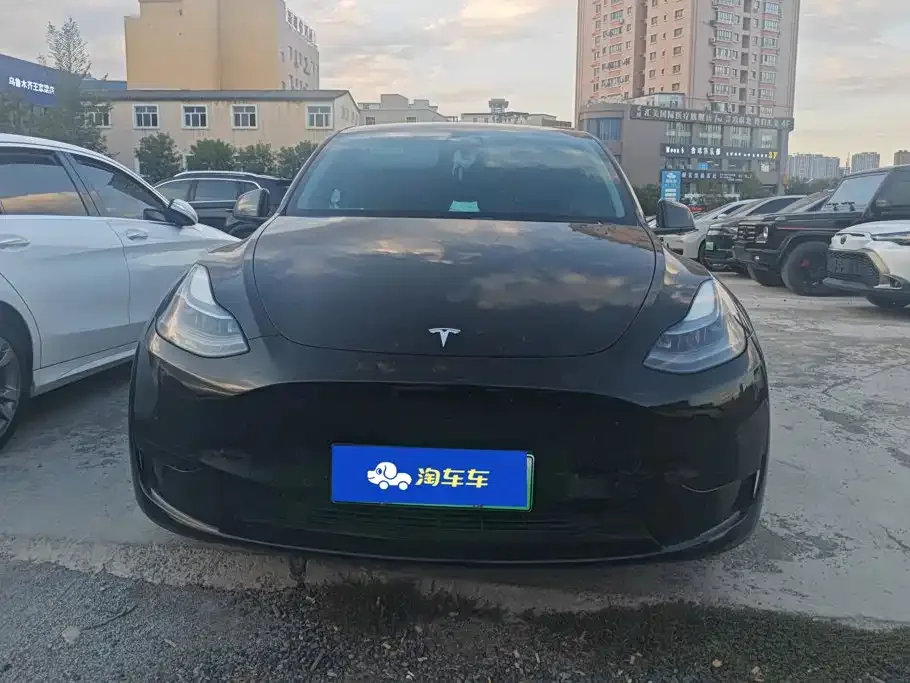 Tesla Model Y 2022 Facelift Rear-Wheel Drive Version — Фото автомобиля 2