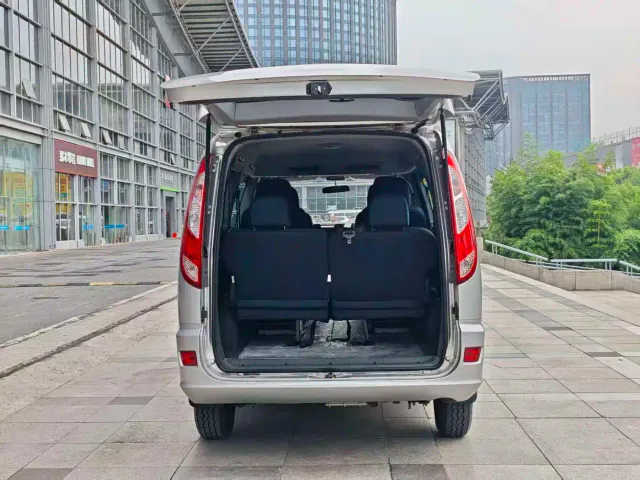 Foton Fengjing Zhilan G5 Hybrid — Фото автомобиля 8
