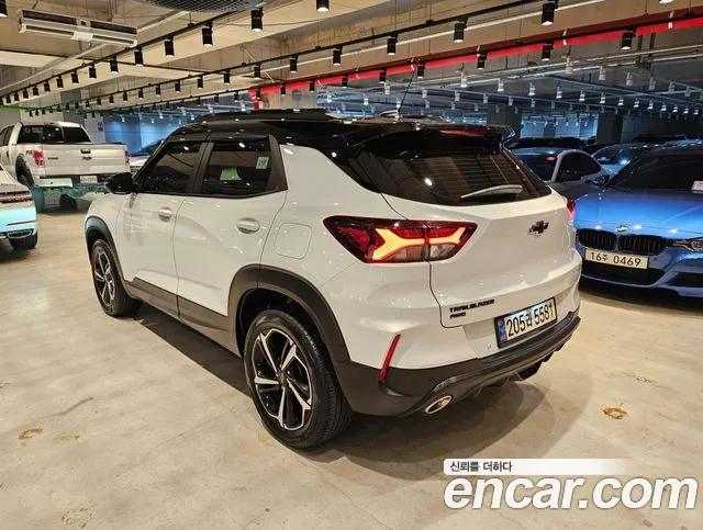 ChevroletGMDaewoo Trailblazer Trailblazer 1.3 турбо 4WD — Фото автомобиля 6