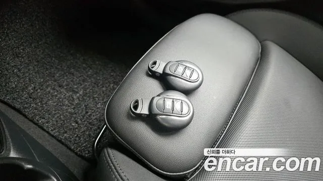 Mini Cooper Cooper 5 дверей Classic — Фото автомобиля 29