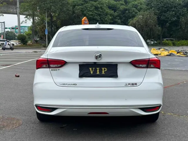 Buick Verano — Фото автомобиля 8
