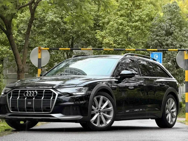 Фотография автомобиля — Audi A6