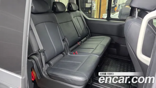 Hyundai Staria Staria — Фото автомобиля 12