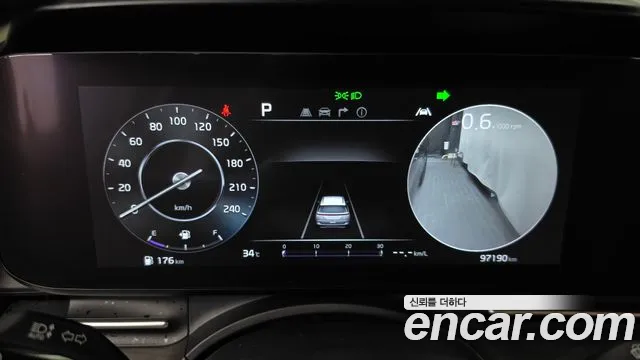 Kia Canival Carnival 4 поколение Бензин 7 мест Signature — Фото автомобиля 8