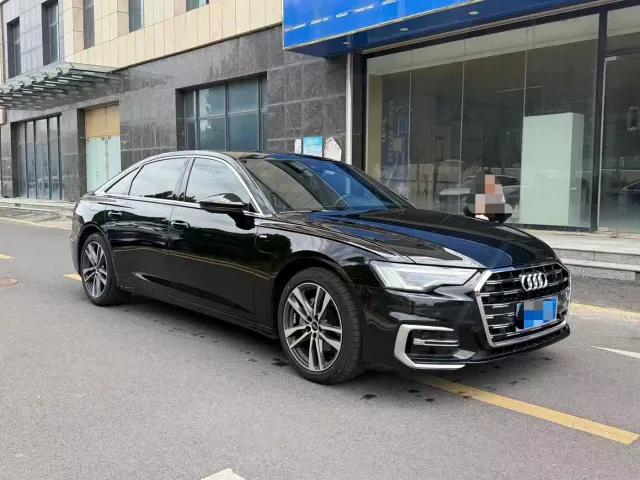 Audi A6L — Фото автомобиля 3