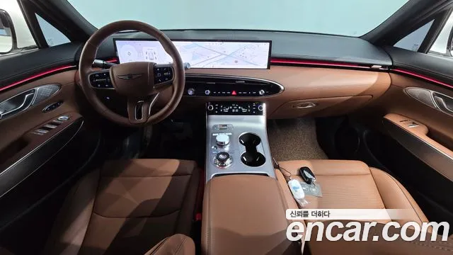 Genesis GV70 — Фото автомобиля 10