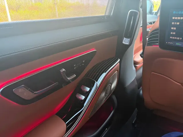 Mercedes-Benz S-Class — Фото автомобиля 8