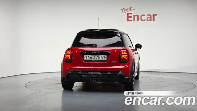 Mini Cooper — Фото автомобиля 4