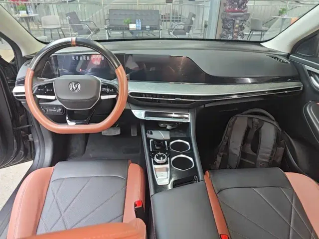 Changan Eado — Фото автомобиля 9