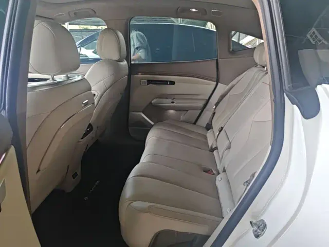 GAC Hyptec HT — Фото автомобиля 16