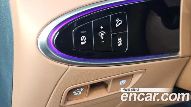 Genesis GV70 — Фото автомобиля 18