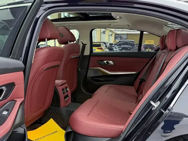 BMW 3 Series — Фото автомобиля 19
