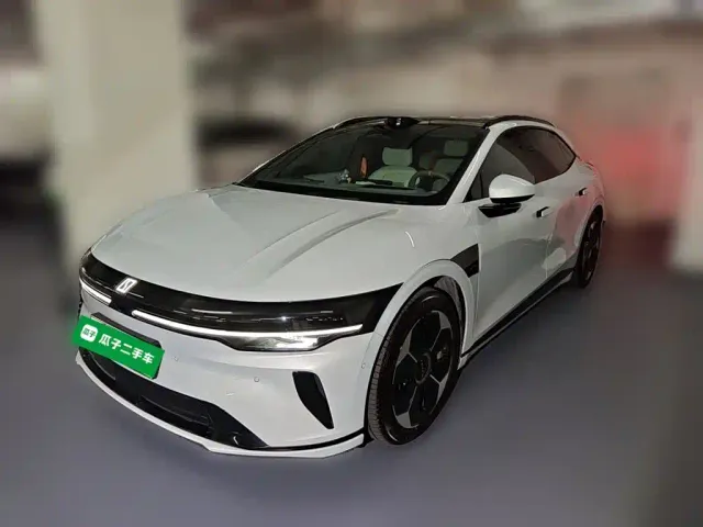 Фотография автомобиля — Zeekr 007 GT