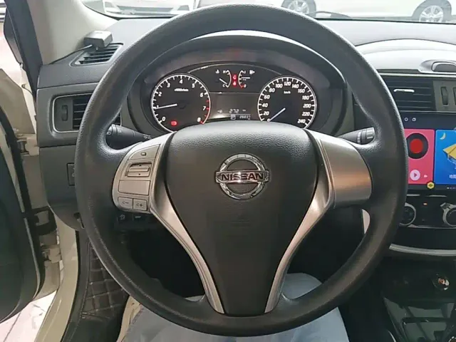 Nissan Tiida — Фото автомобиля 10