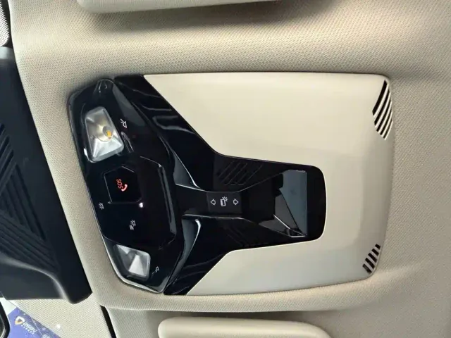 BMW X1 — Фото автомобиля 14