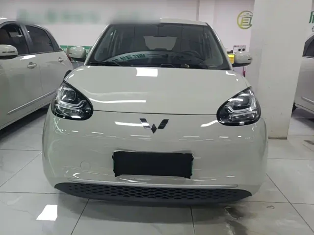 Wuling Bingo — Фото автомобиля 2