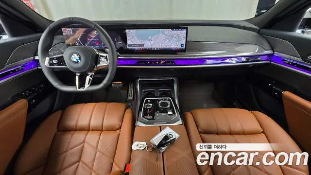BMW 7-Series 7 серия (G70) 740i xDrive M Sport — Фото автомобиля 7