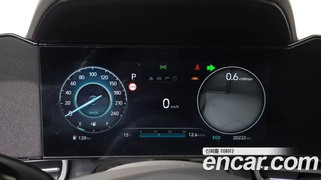 Hyundai Avante CN7 — Фото автомобиля 11
