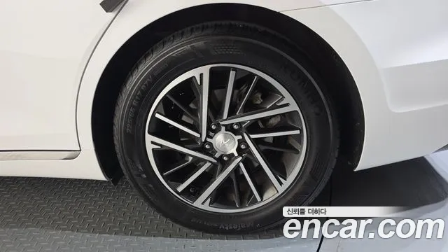 Hyundai Grandeur Grandeur (New) — Фото автомобиля 6