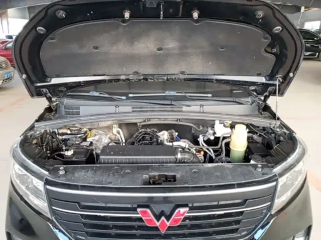 Wuling Zhengcheng — Фото автомобиля 19