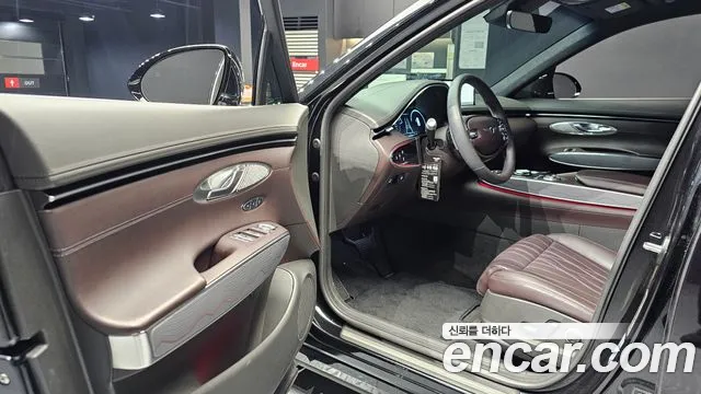 Genesis GV70 2.5T Бензин 2WD — Фото автомобиля 10
