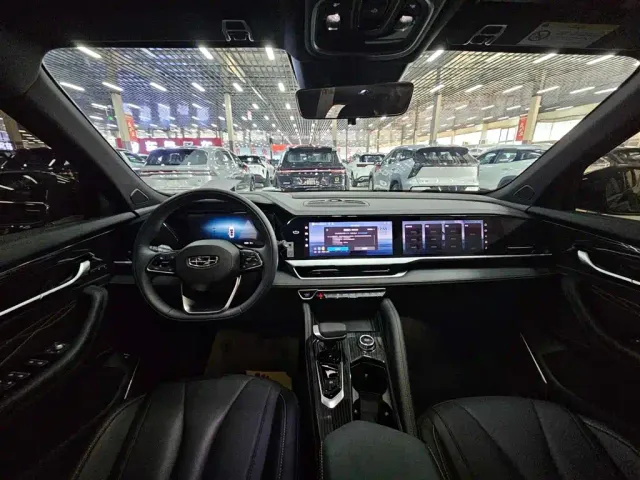 Geely Xingyue L — Фото автомобиля 9