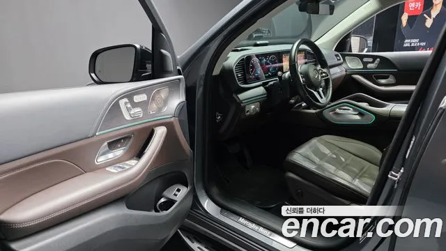 Mercedes-Benz GLE-Class — Фото автомобиля 9