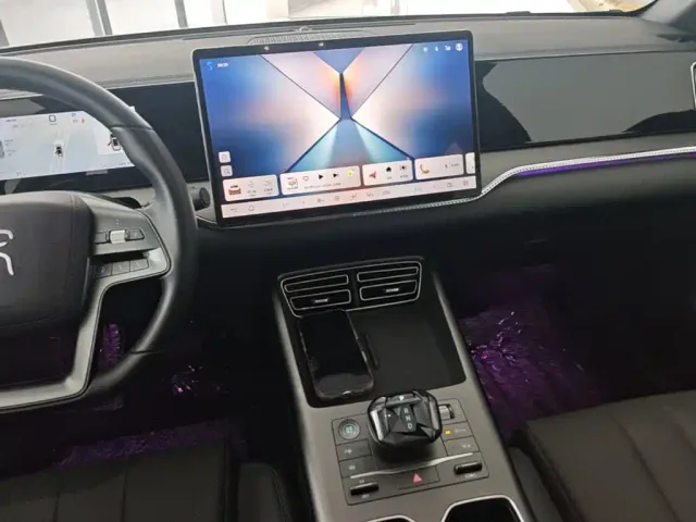 BYD Song Pro — Фото автомобиля 12
