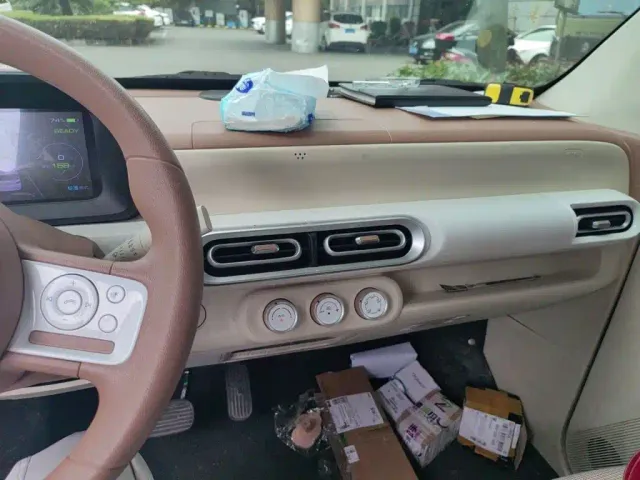 Wuling Hongguang Mini EV — Фото автомобиля 9