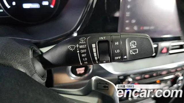 Kia Niro — Фото автомобиля 29