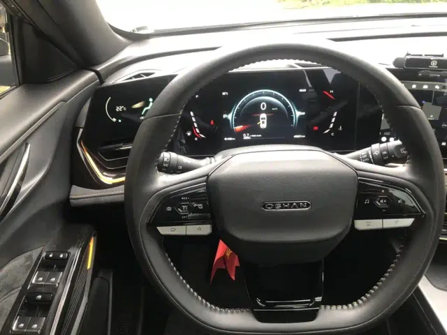 Changan X5 Plus — Фото автомобиля 23
