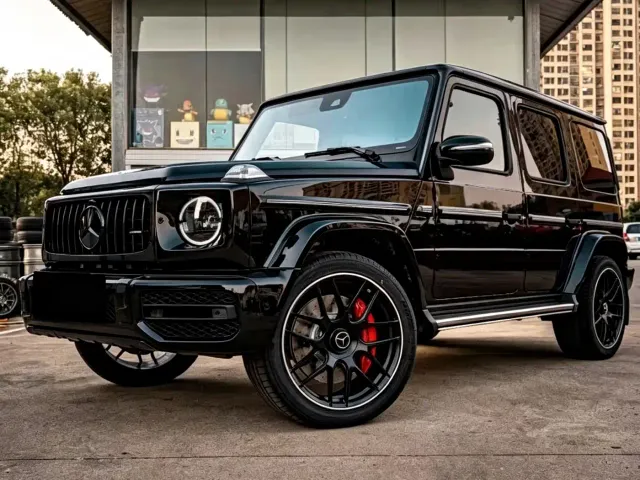 Фотография автомобиля — Mercedes-Benz G-Class