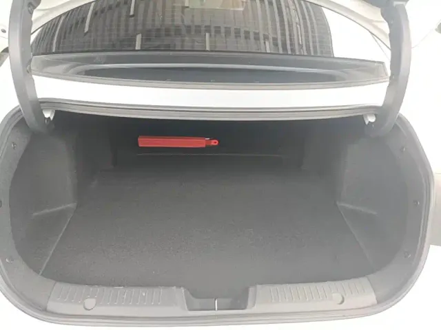 Changan Lamore — Фото автомобиля 18