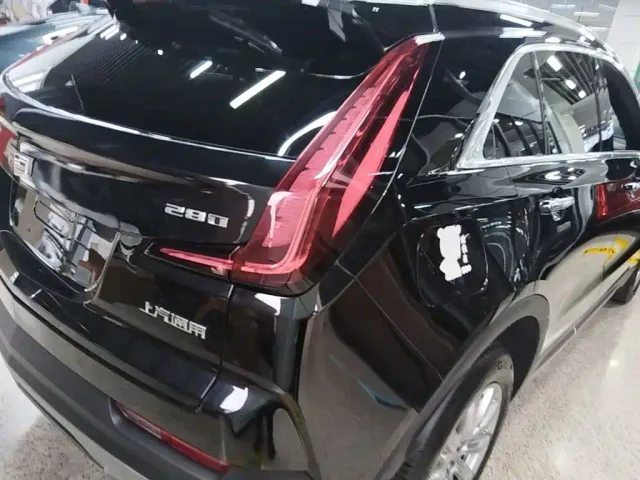 Cadillac XT4 — Фото автомобиля 7