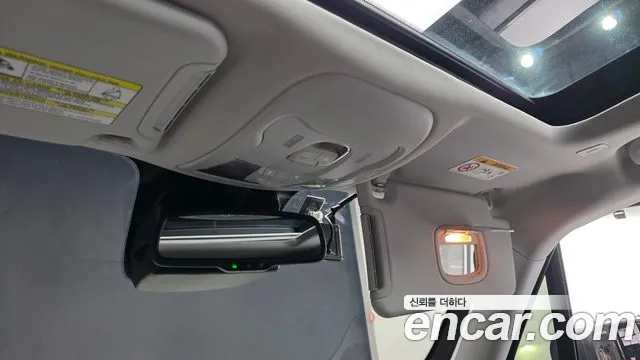 Jeep Renegade — Фото автомобиля 19