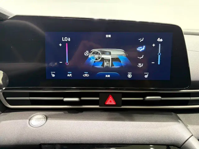 Hyundai Elantra — Фото автомобиля 17