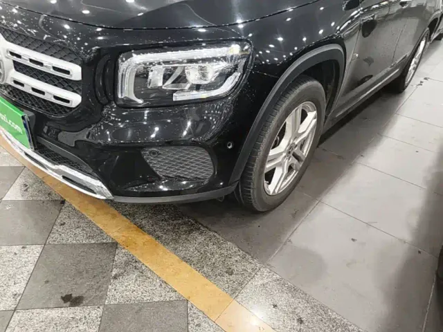 Mercedes-Benz GLB-Class — Фото автомобиля 23