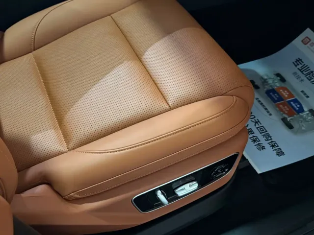 Li Auto L7 — Фото автомобиля 21