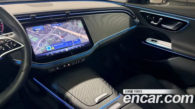 Mercedes-Benz E-Class — Фото автомобиля 13