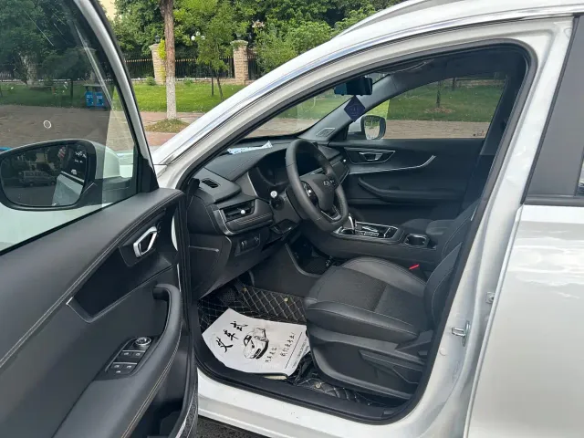 Chery Tiggo 8 — Фото автомобиля 10
