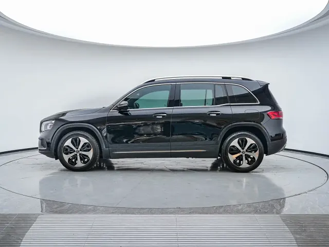 Mercedes-Benz GLB-Class — Фото автомобиля 4
