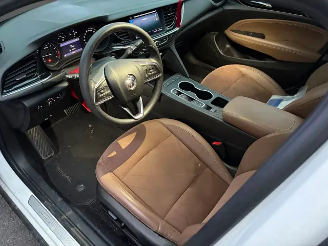 Buick Regal — Фото автомобиля 5