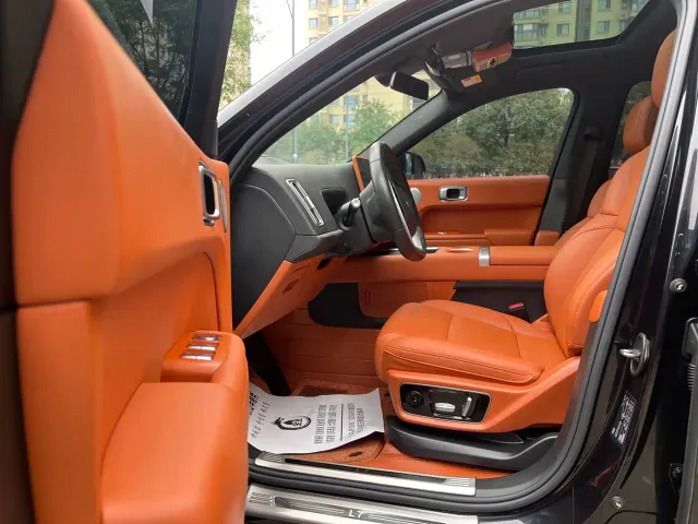 Li Auto L7 — Фото автомобиля 7