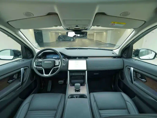 Land Rover Discovery Sport — Фото автомобиля 18