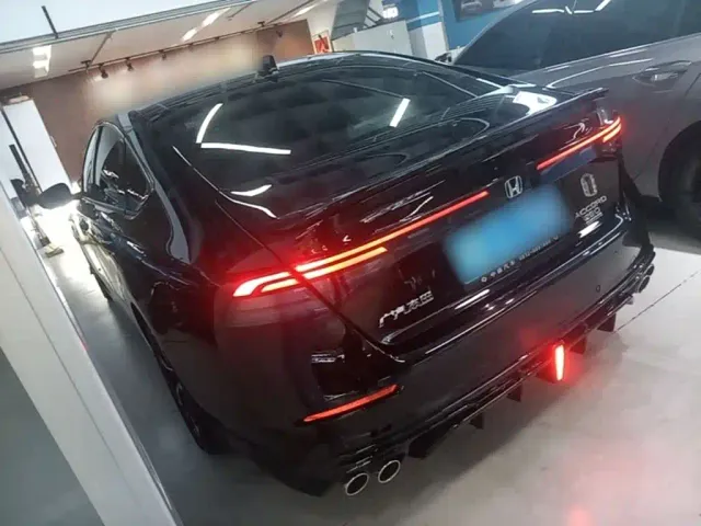 Honda Accord — Фото автомобиля 4